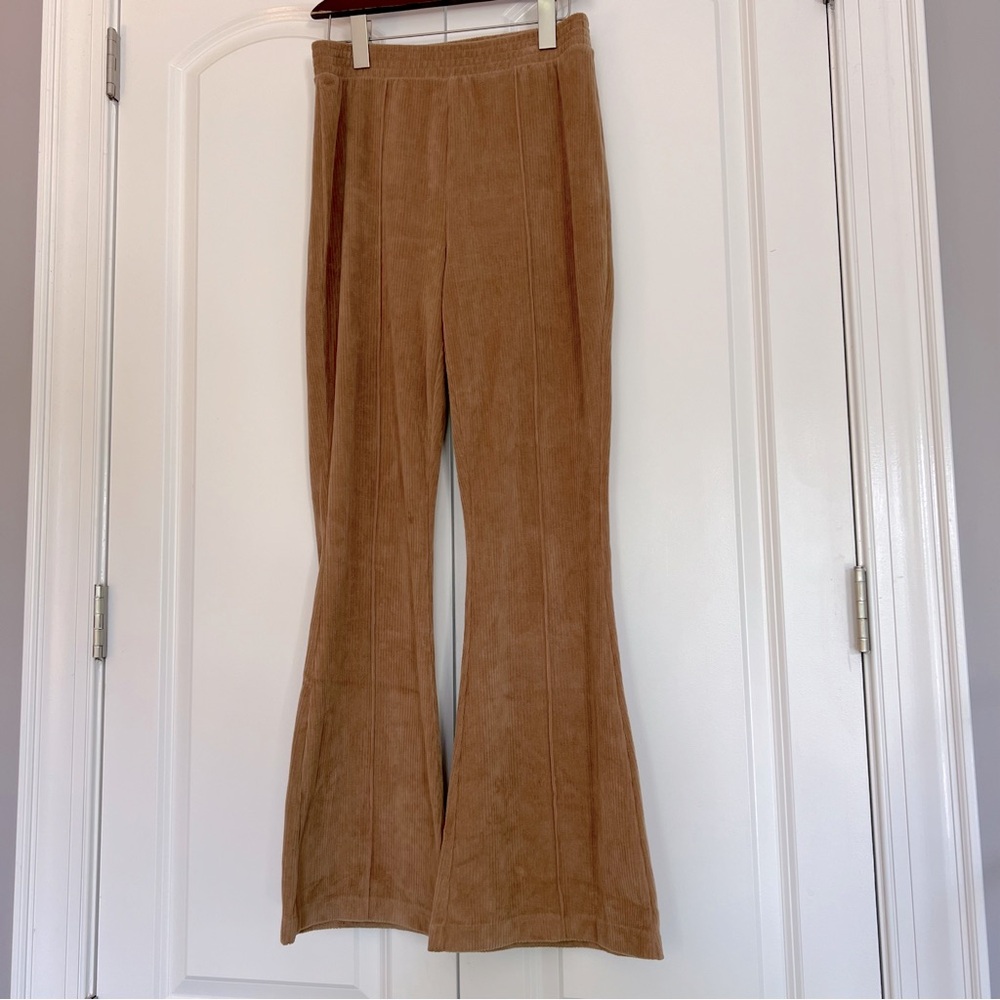Boho Aerie Women Groove On Ribbed Velour Flare caramel cozy Pants Gorpcore M